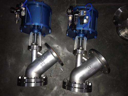 不(bú)鏽鋼放(fàng)料閥的(de)優點